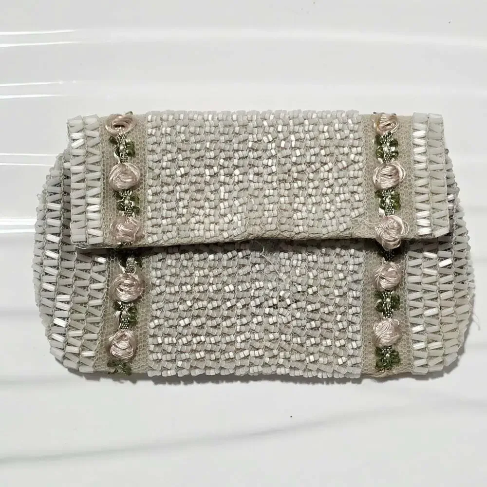 Vintage 1920s Art Deco Woven Beaded Clutch